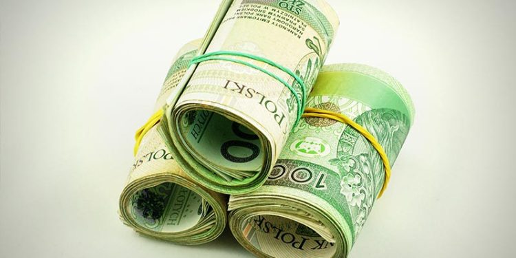 UBS raises USD/PLN forecast amid Trump’s potential impact